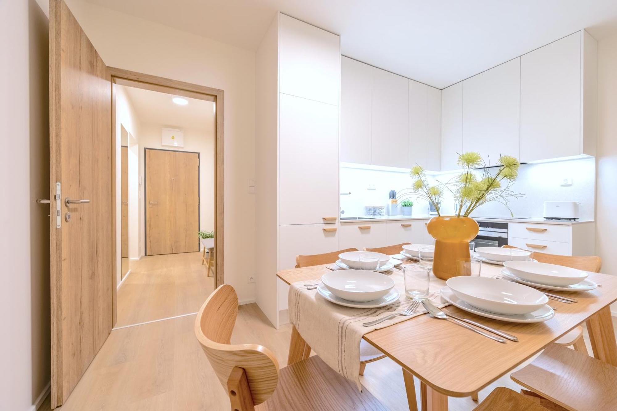Apartamento Bright 2br - 5th Floor, Balcony, Free Parking By Gravity *